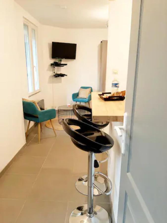 Le Petit Charmeur, Parking, Wifi, Gare Apartment Flers  Exterior photo
