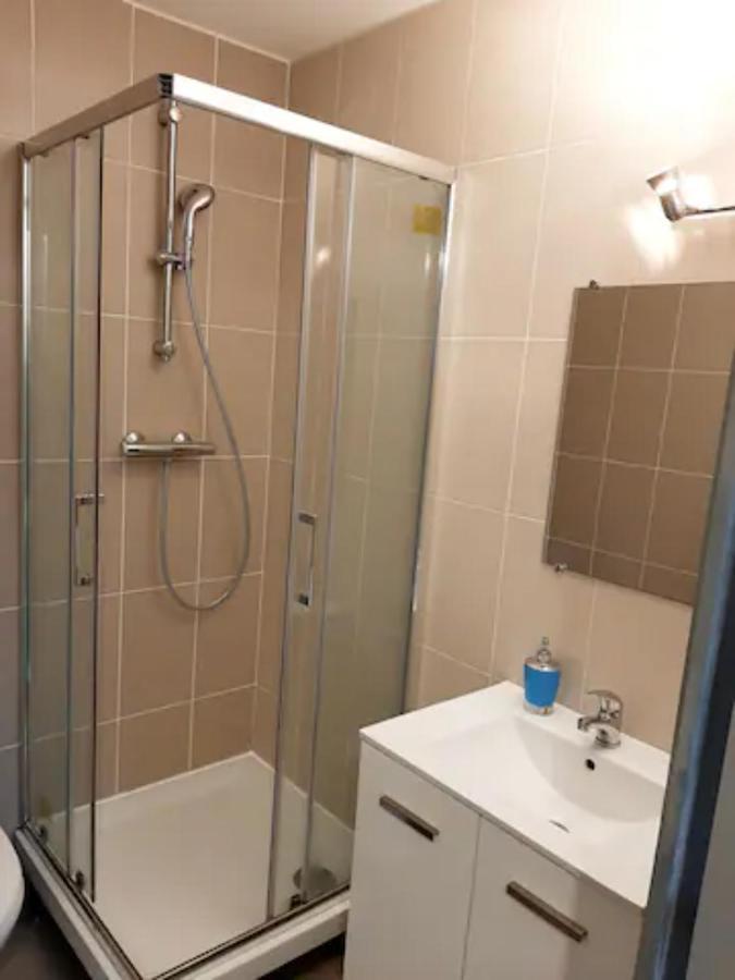 Le Petit Charmeur, Parking, Wifi, Gare Apartment Flers  Exterior photo