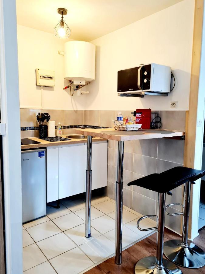 Le Petit Charmeur, Parking, Wifi, Gare Apartment Flers  Exterior photo