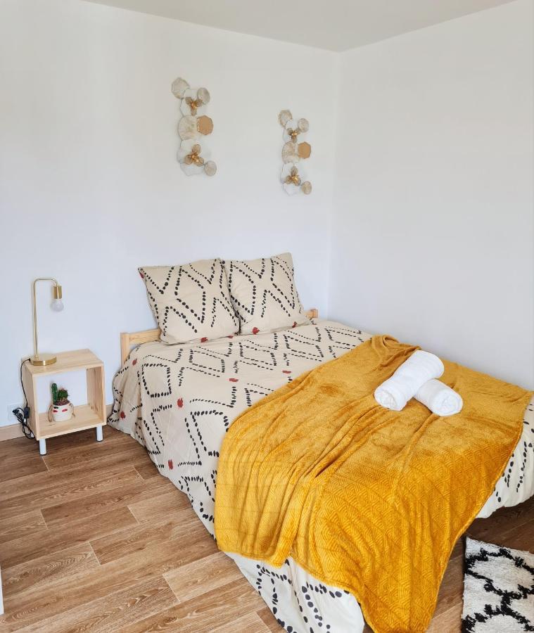 Le Petit Charmeur, Parking, Wifi, Gare Apartment Flers  Exterior photo