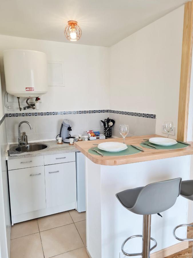 Le Petit Charmeur, Parking, Wifi, Gare Apartment Flers  Exterior photo